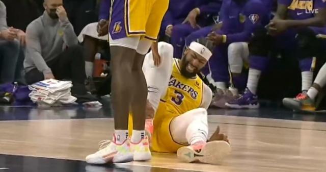 开云在线开户平台-疫情来袭伤病重创浓眉 IT状态出色成湖人唯一慰藉