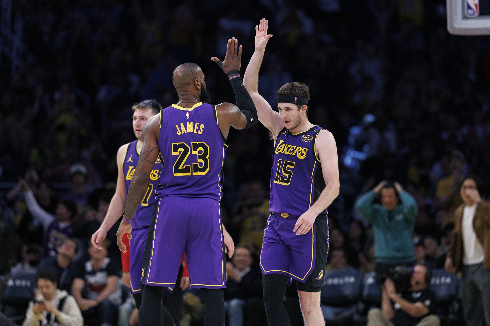 开云最新登录地址-里夫斯已经打出准巨星的身价 詹姆斯在湖人的时代恐怕将告一段落